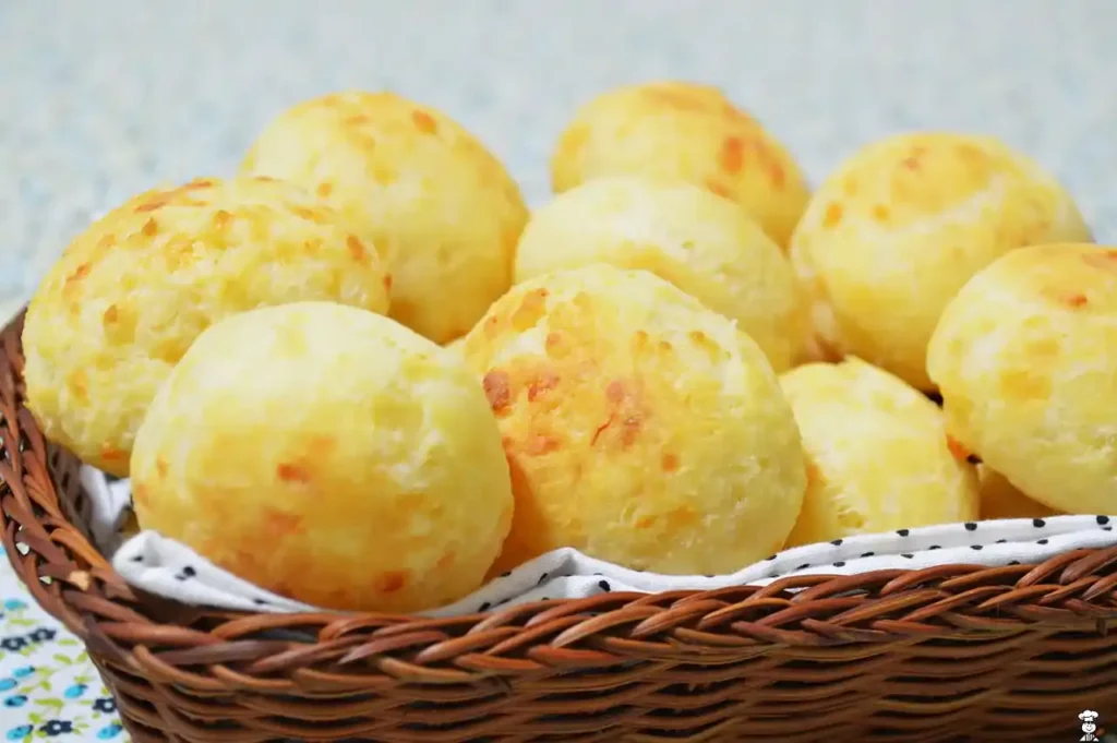 Receita de Mini Pão de Queijo: Dicas e Preparo